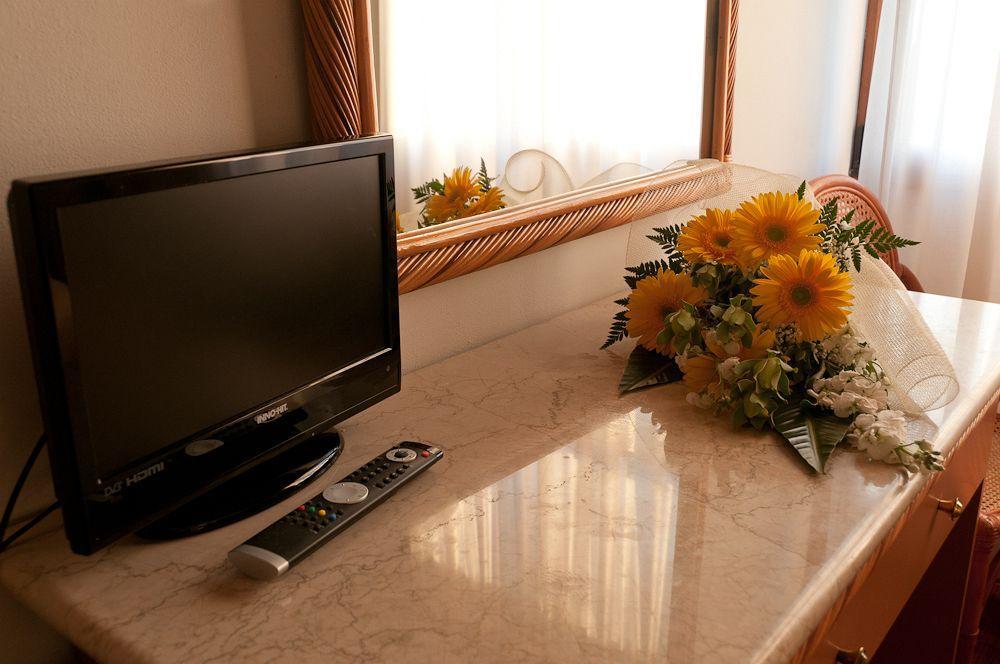 Hotel Villa Isabela Sant'Angelo  Luaran gambar