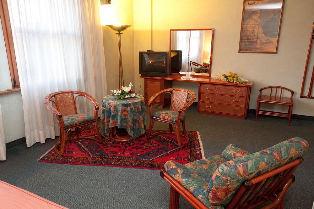 Hotel Villa Isabela Sant'Angelo  Luaran gambar